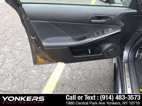 Used 2023 Lexus IS 350 F Sport RWD image 13