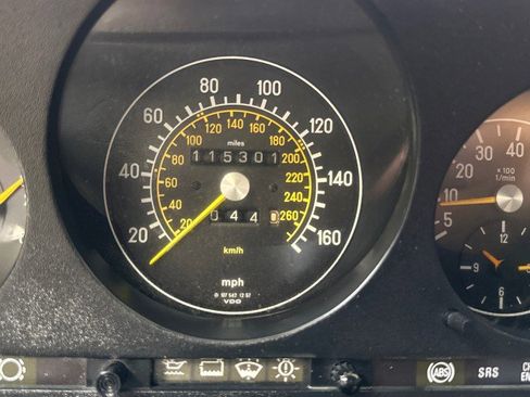 Used 1988 Mercedes-Benz 560 SL image 28