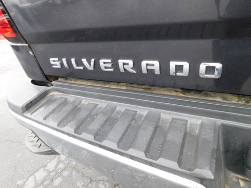 Used 2015 Chevrolet Silverado 2500 LT w/ Z71 Package, Off-Road AWD/4WD image 11
