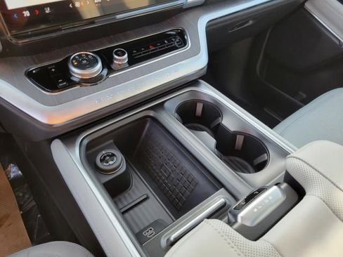 New 2025 Ford Expedition Platinum w/ Platinum Ultimate Package image 43