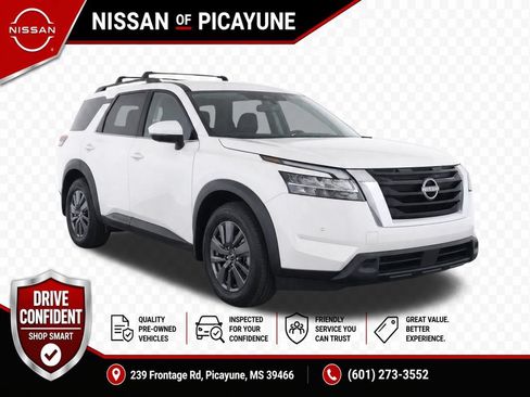 Used 2022 Nissan Pathfinder SV FWD image 9