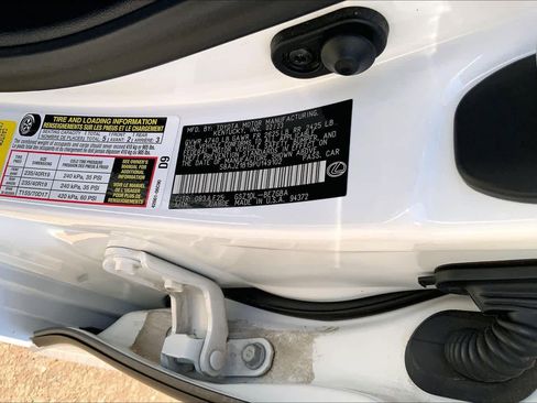 Used 2023 Lexus ES 350 F Sport w/ Accessory Package (Z2) FWD image 34