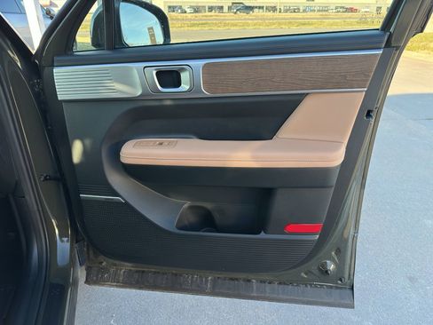 Certified 2025 Hyundai Santa Fe Limited image 29