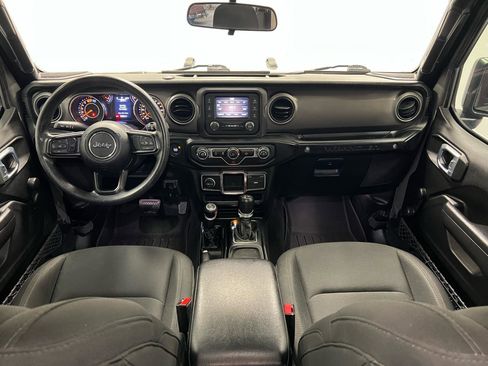 Used 2021 Jeep Wrangler Sport image 26