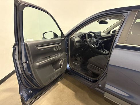 Used 2024 Honda CR-V EX image 9