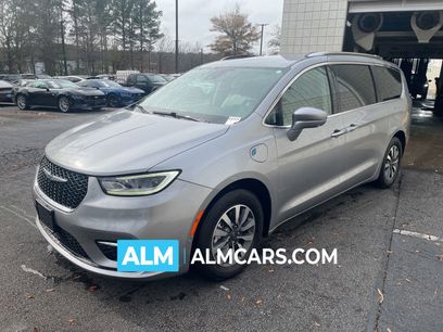 Used 2021 Chrysler Pacifica Touring-L