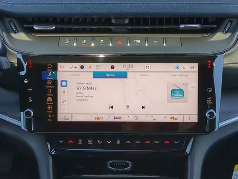 New 2026 Jeep Grand Cherokee Limited w/ Limited Altitude Package image 21