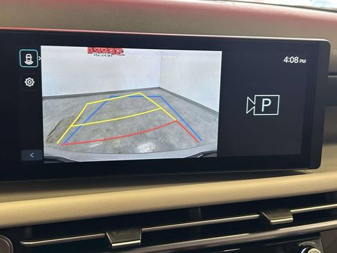 Used 2025 Hyundai Tucson SEL FWD image 26