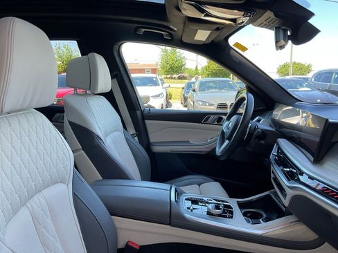 Certified 2024 BMW X7 M60i w/ Executive Package AWD/4WD image 30