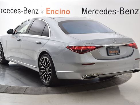 Used 2022 Mercedes-Benz S 580 4MATIC Sedan image 4