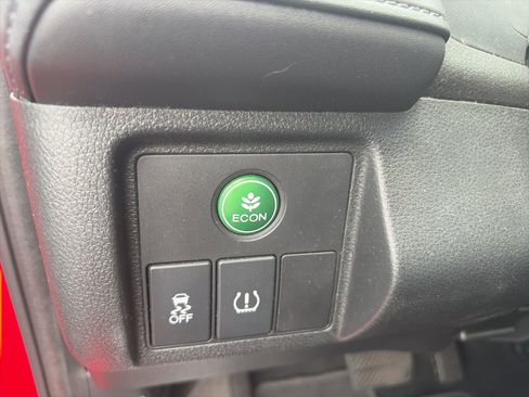 Used 2017 Honda HR-V EX image 14