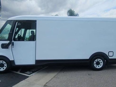 New 2025 Chevrolet Brightdrop 600 FWD image 5