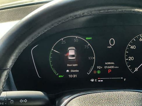 Used 2025 Honda Civic Sport image 19