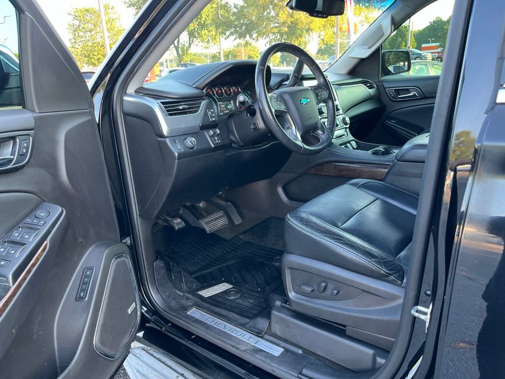 Used 2016 Chevrolet Tahoe LT RWD image 11