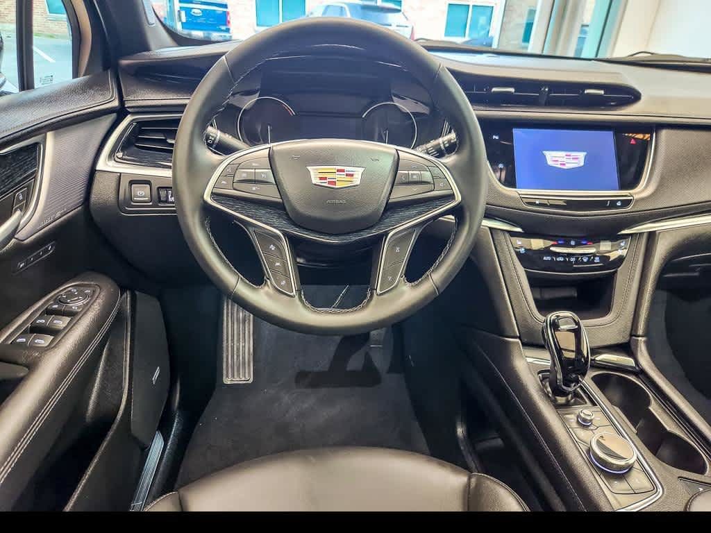 Certified 2025 Cadillac XT5 Premium Luxury w/ LPO, Floor Liner Package AWD/4WD image 14