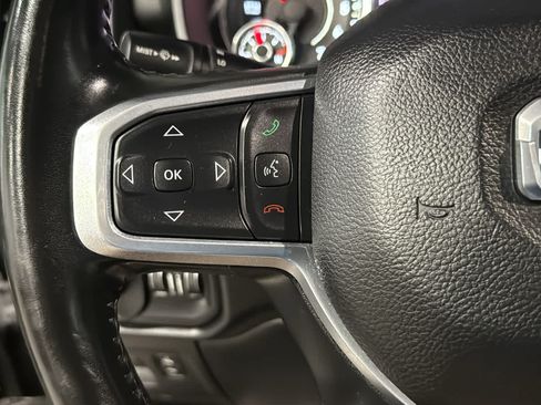 Used 2021 RAM 1500 Laramie AWD/4WD image 12