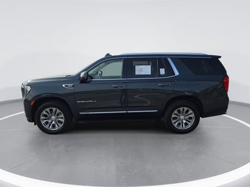 Used 2021 GMC Yukon Denali w/ Advanced Technology Package image 6