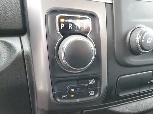 Used 2024 RAM 1500 Classic SLT image 30