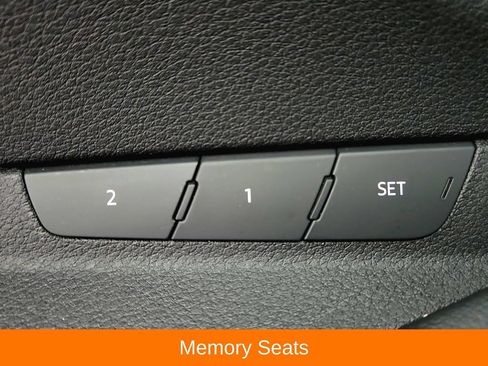 Used 2024 Audi Q8 e-tron Premium Plus w/ Premium Plus Package AWD/4WD image 21