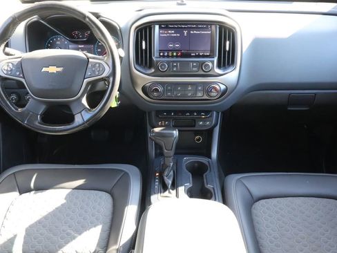 Used 2021 Chevrolet Colorado Z71 image 16