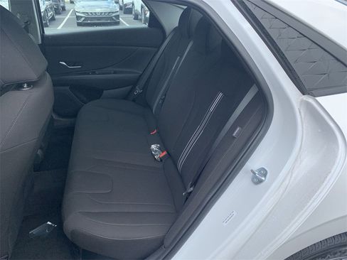 New 2025 Hyundai Elantra Blue image 14