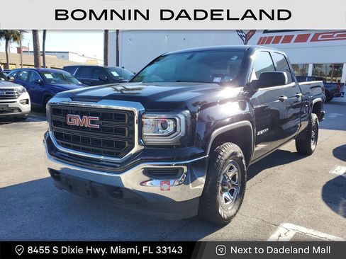 Used 2018 GMC Sierra 1500 4x4 Double Cab w/ Sierra Convenience Package image 3