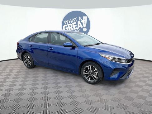 Certified 2024 Kia Forte LXS image 2