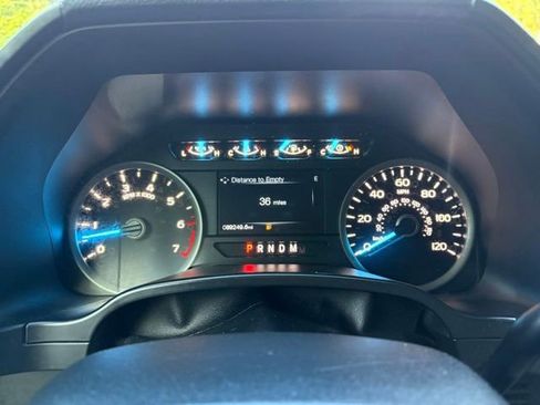 Used 2019 Ford F150 XLT w/ Equipment Group 302A Luxury AWD/4WD image 16