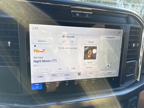 Used 2025 Ford F250 Lariat w/ Black Appearance Package image 29