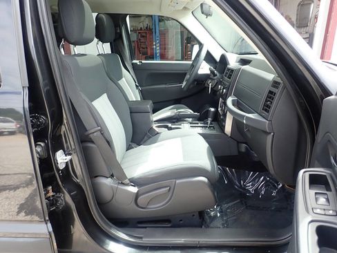 Used 2010 Jeep Liberty Sport w/ Popular Equipment Group image 22