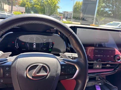 Used 2022 Lexus NX 350h AWD w/ Vision Package image 12