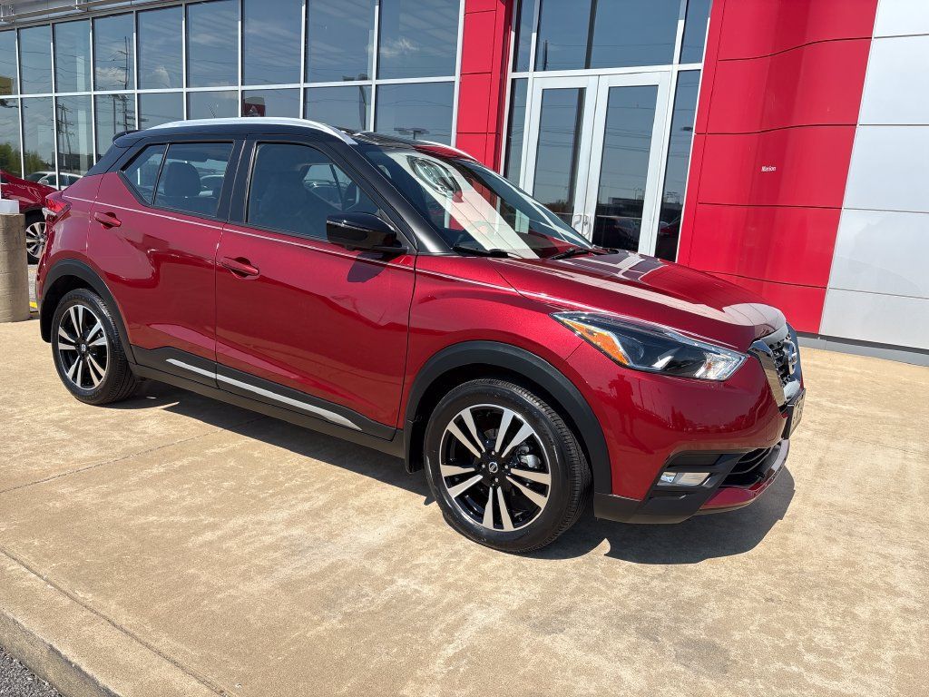 Certified 2020 Nissan Kicks SR w/ SR Premium Package FWD image 7