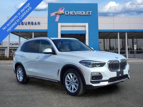 Used 2019 BMW X5 xDrive40i w/ Convenience Package AWD/4WD image 3