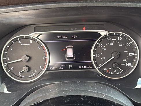 Certified 2022 Nissan Rogue SV w/ SV Premium Package image 8