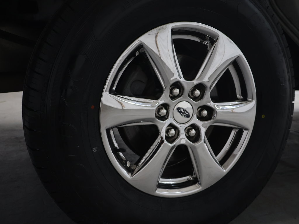 Used 2019 Ford F150 XLT w/ Equipment Group 302A Luxury AWD/4WD image 30