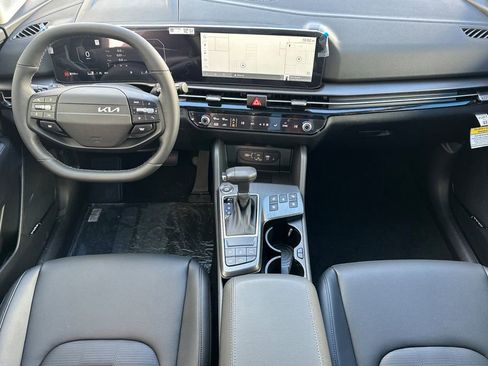 New 2026 Kia Sportage SX AWD/4WD image 13