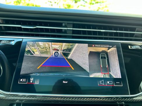 Used 2021 Audi SQ7 Premium Plus w/ Driver Assistance Package image 27