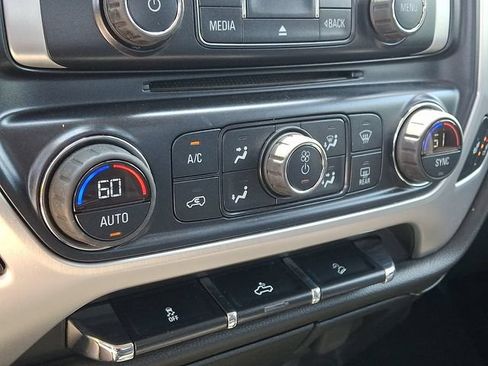 Used 2014 GMC Sierra 1500 SLE w/ SLE Value Package AWD/4WD image 17