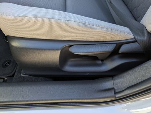 Used 2023 Toyota Corolla LE image 20