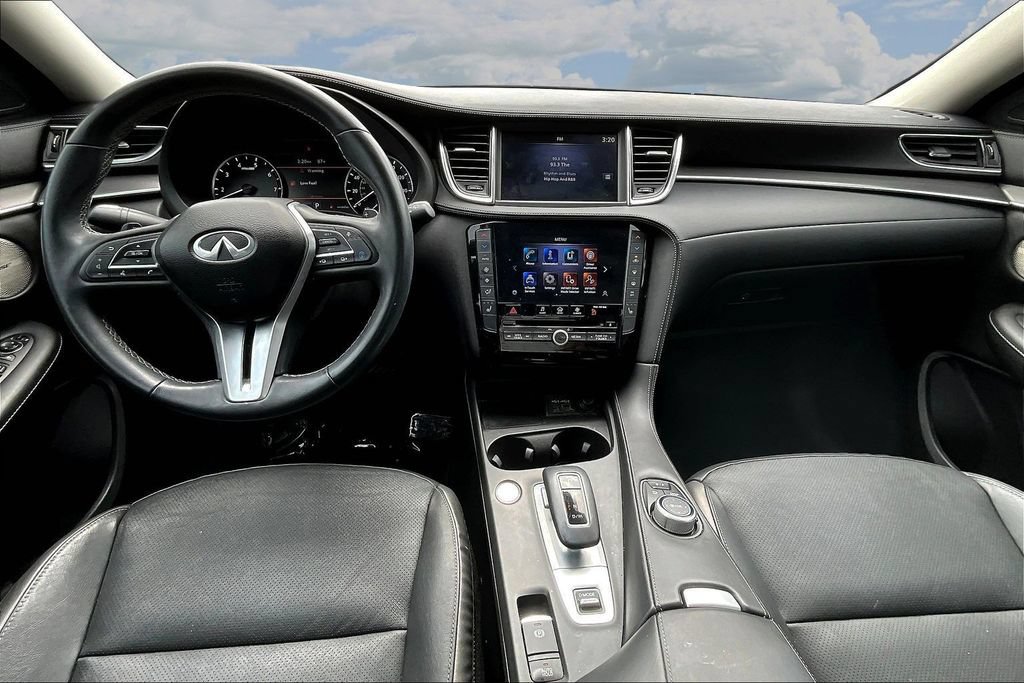 Used 2023 INFINITI QX50 Luxe FWD image 7