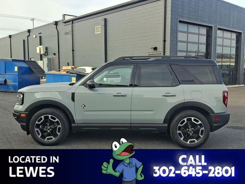 Used 2022 Ford Bronco Sport Outer Banks w/ Tech Package image 7