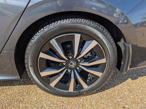 Certified 2023 Honda Civic EX image 31