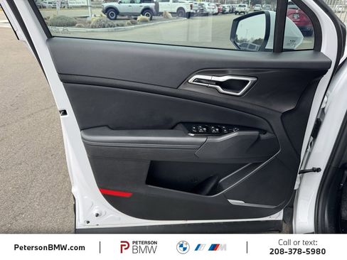 Used 2024 Kia Sportage EX image 15