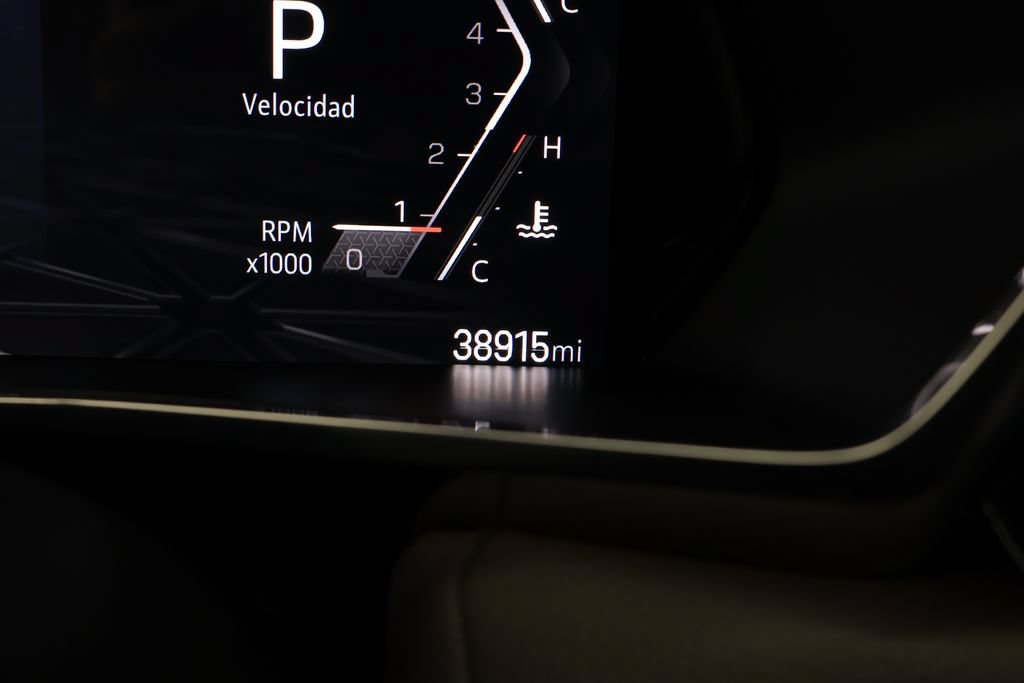 Used 2023 GMC Canyon Denali AWD/4WD image 32