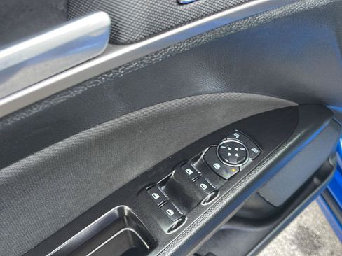 Used 2017 Ford Fusion SE w/ Fusion SE Technology Package FWD image 15