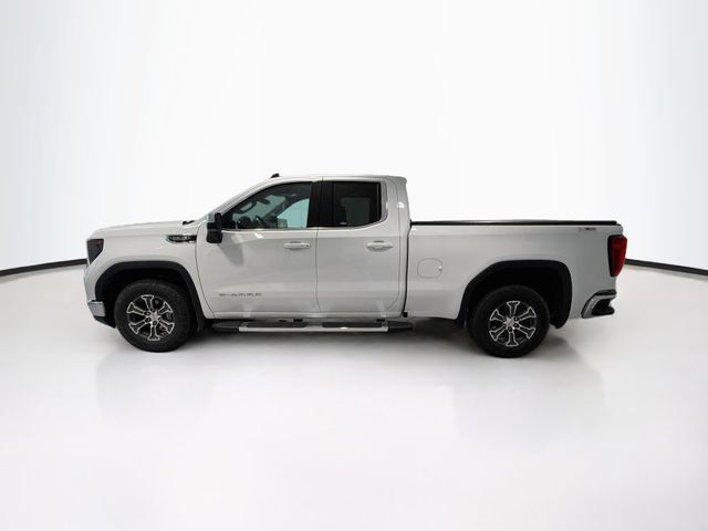 Used 2023 GMC Sierra 1500 SLE AWD/4WD image 4