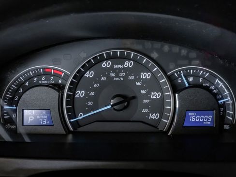 Used 2012 Toyota Camry LE image 18