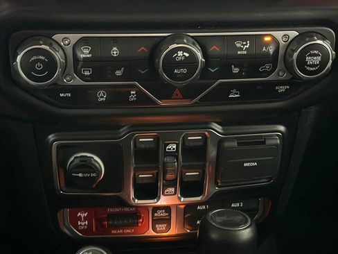 Used 2021 Jeep Wrangler Unlimited Rubicon image 23