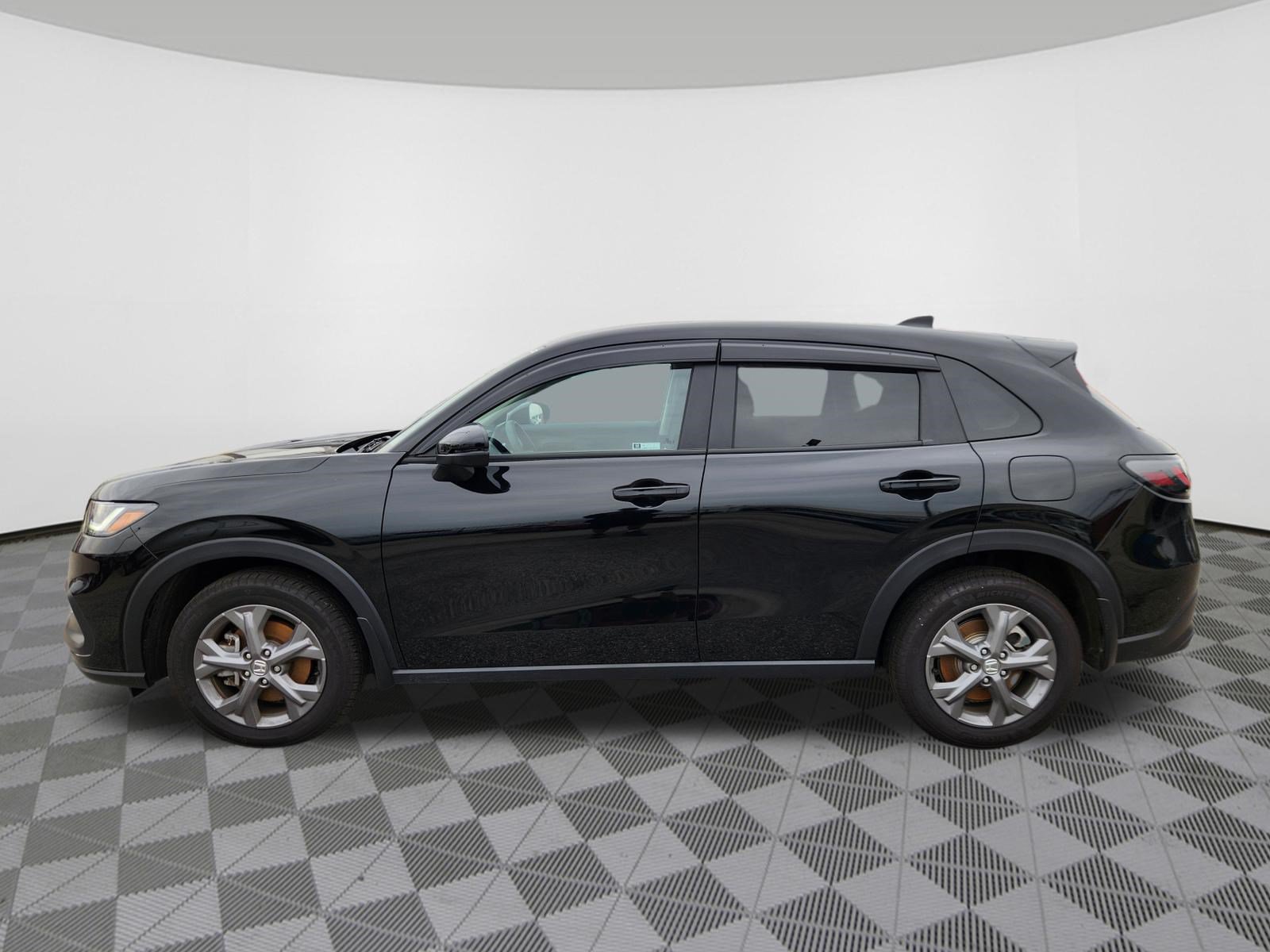 Used 2026 Honda HR-V LX image 5