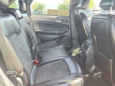 Used 2021 Ford Edge ST-Line FWD image 25